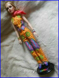 Franklin Mint Twiggy doll dressed in mod jumpsuit, shoes, jewelry & stand