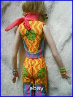 Franklin Mint Twiggy doll dressed in mod jumpsuit, shoes, jewelry & stand