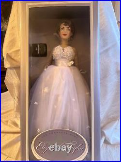 Franklin Mint Vinyl Elizabeth Taylor white gown Doll Mint in the Box