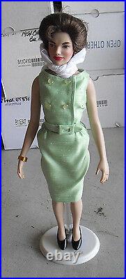 Franklin Mint Vinyl Jackie Kennedy in Green Outfit Doll 15 Tall LOOK