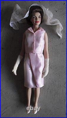 Franklin Mint Vinyl Jackie Kennedy in Pink Outfit Doll 15 Tall LOOK