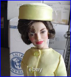 Franklin Mint Vinyl Jackie Kennedy in Yellow Outfit Doll 15 Tall LOOK