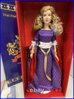 Franklin Mint Vinyl Portrait Guinevere Dressed Doll