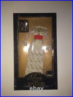 Franklin Mint vinyl Titanic Rose doll outfits LOT OF 7 IN BOX + 1