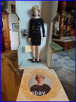 Franklin mint princess diana doll le 750 with brochure and coa please read below