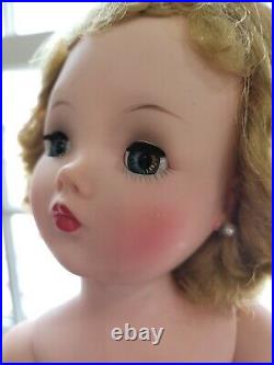 Gorgeous 1950's Madame Alexander 20 Cissy Doll