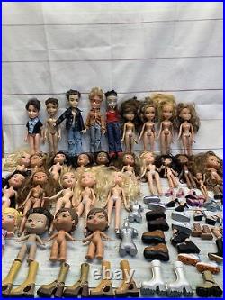 Huge Lot Of Vintage 2001 BRATZ 29 Dolls Clothing Shoes Accessories AS IS LOOK