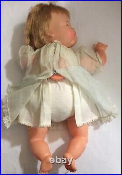 Ideal Tiny Thumbelina Doll in Case with Outfits, Booties, Comb Vintage 1960s