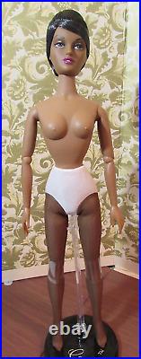 Integrity Violet Waters Silhouette of the 60's Nude 15 3/4 Vinyl Doll ONLY MINT