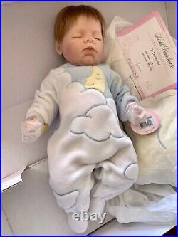 Lee Middleton doll, IN DREAMLAND, mint condition in original box, 2009