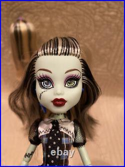 Lot 2 Monster High doll 2008 1st Wave Frankie Stein Schools Out Elastic GLUEFREE