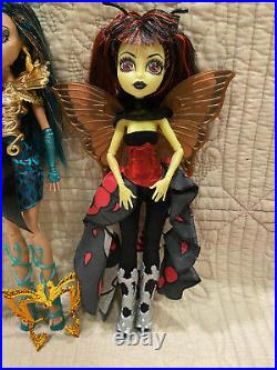 Lot 2 Near Complete Monster High doll Boo York Nefera de Nile Luna Mothews Shoes