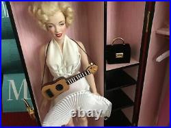 Marilyn Monroe 16 Franklin Mint Doll with Dresses, Accessories & Wardrobe Trunk