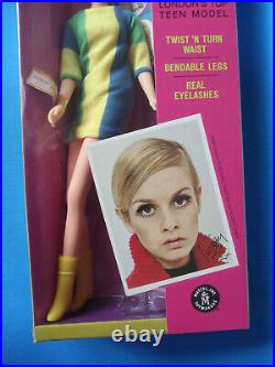 Mattel 1967 TWIGGY Twist N' Turn MOD Doll Pristine MINT Factory Sealed Box