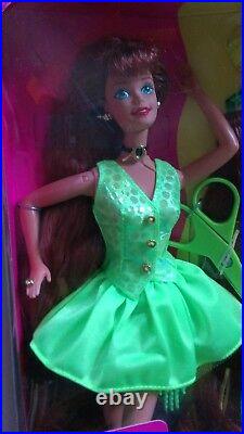 Mattel 1994 FRENCH EDITION 12643 CUT AND STYLE BARBIE COUPE ET COIFFE rare