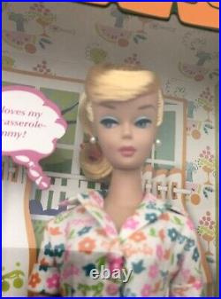 Mint in Box 2006 Mattel Gold Label Barbie Learns To Cook Doll K9141 NIB NRFB MIB