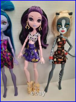 Monster High? Ghouls Getaway? ElissabatJane BoolittleMeowlodyLot Of 32015