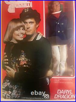 NEW & MINT VINTAGE 1977 Captain & Tennille Daryl Dragon 12 Doll Mego 1977 NRFB