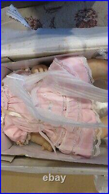 NIB Vintage Ashton Drake Pretty in Pink doll 25th Anniversary (lot 600)