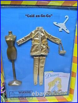 NRFB 2001 Checkerboard Toys 30th Anniversary Dawn Doll + 2 Fashion Outfits LOOK