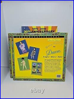 NRFB 2001 Checkerboard Toys 30th Anniversary Dawn Doll + 2 Fashion Outfits LOOK