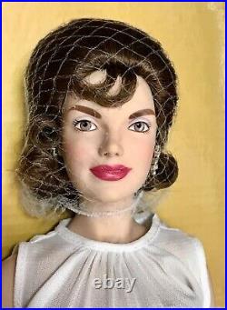 NRFB Franklin Mint Jackie Kennedy Doll 50th Anniversary Inaugural Collection