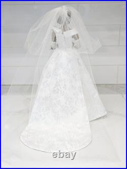 Obama Bride Groom Dolls Danbury Mint & Ashton-Drake 19in Wedding Display Set