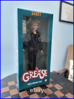 Olivia Newton John 2002, Sandy From Grease Vinyl Portrait Doll, the Franklin Mint