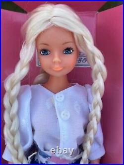 PETRA DOLL by Plasty from Germany all original 1980's Barbie clone lovely & Mint