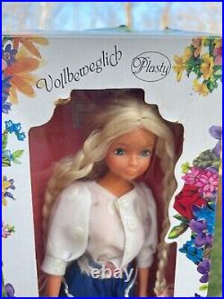 PETRA DOLL by Plasty from Germany all original 1980's Barbie clone lovely & Mint