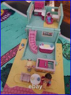 PollyPocket Pollyville LOT! Toy Shop, Schoolhouse, cafe withdolls, pollyville Playmat