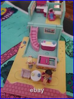 PollyPocket Pollyville LOT! Toy Shop, Schoolhouse, cafe withdolls, pollyville Playmat