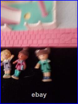 PollyPocket Pollyville LOT! Toy Shop, Schoolhouse, cafe withdolls, pollyville Playmat