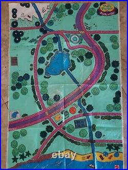 PollyPocket Pollyville LOT! Toy Shop, Schoolhouse, cafe withdolls, pollyville Playmat