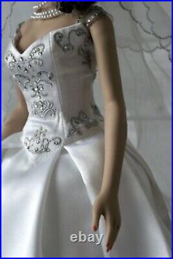 RARE Franklin Mint Vinyl Faberge Stasya Bride Doll 16 in Box