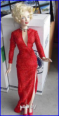 RARE Franklin Mint Vinyl Marilyn Monroe Sample Doll 15 Tall LOOK
