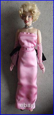 RARE Franklin Mint Vinyl Marilyn Monroe in Pink Sample Doll 15 Tall LOOK