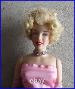 RARE Franklin Mint Vinyl Marilyn Monroe in Pink Sample Doll 15 Tall LOOK