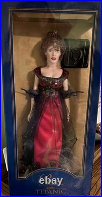 Rose Vinyl Portrait Doll-Titanic-Never Opened