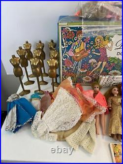 STUNNING Vintage Dawn and Her Friends CASE WithDolls Topper Clothing Huge Lot