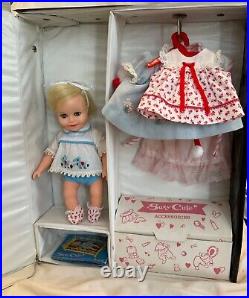 SUZY CUTE Doll with Case 6 outfits Deluxe Reading Topper Toys vintage 60's