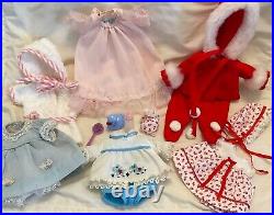 SUZY CUTE Doll with Case 6 outfits Deluxe Reading Topper Toys vintage 60's