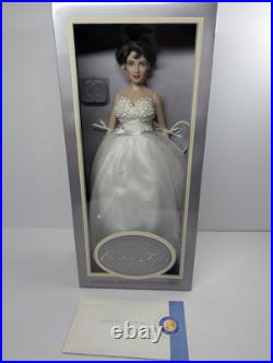 The Franklin Mint Elizabeth Taylor Vinyl Portrait Doll White Dress NIP