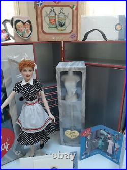 The Franklin Mint I Love LUCY Doll TRUNK Gift Set Doll, 6 Ensembles, 11 Items