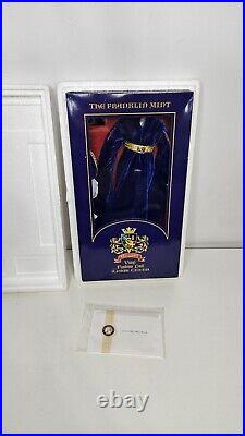 The Franklin Mint Lady Guinevere Vinyl Fashion Doll NFRB Outfit Wardrobe NOS