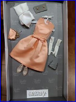 The Jackie Kennedy Doll Vinyl 15 By Franklin Mint Outfits Mannequins Coa Lot +