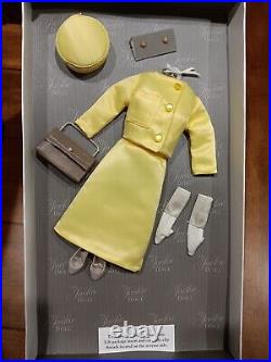 The Jackie Kennedy Doll Vinyl 15 By Franklin Mint Outfits Mannequins Coa Lot +