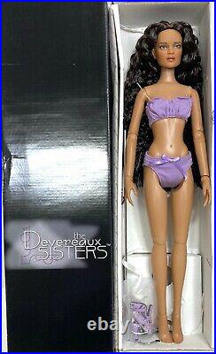 Tonner 2010 Jon-Brunette preowned MINT-Seller is away until 2/14/22