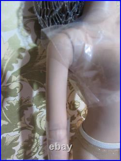 Tonner Betty Ann 16 Vinyl Nude doll/Stand/Box/Shipper ONLY MINT