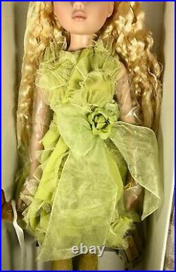 Tonner Ellowyne Wilde Sweetly Sullen Preowned Mint